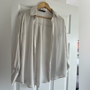 Top with silk effect - Cream/White Color
